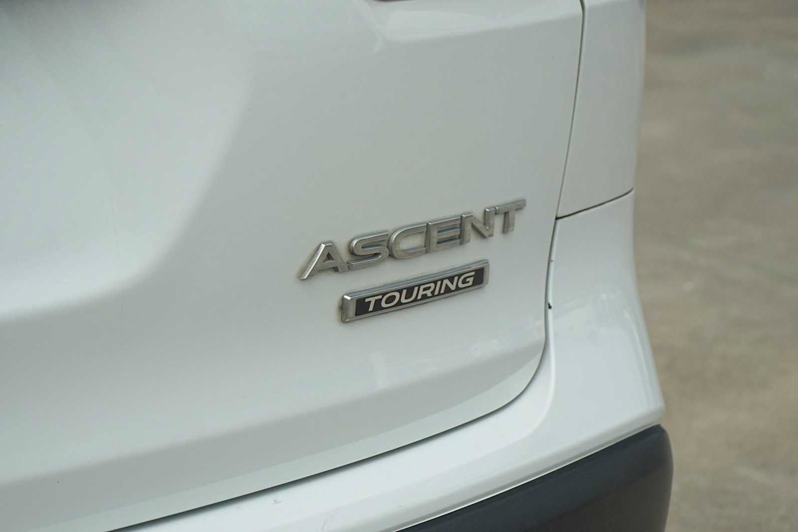 Used 2023 Subaru Ascent Touring AWD/4WD image 8