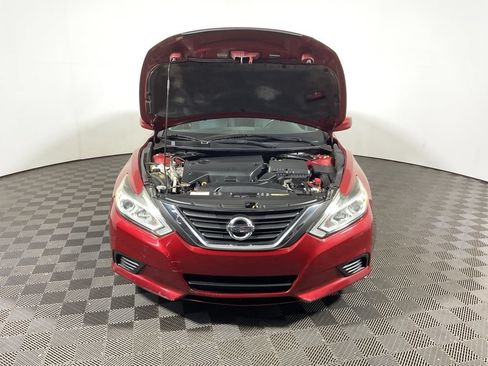 Used 2016 Nissan Altima 2.5 S w/ Power Driver Seat Package FWD image 6