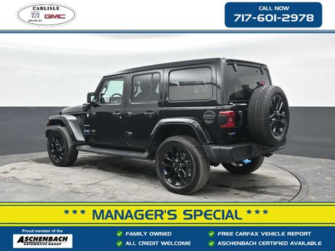 Used 2023 Jeep Wrangler Unlimited Sahara w/ Cold Weather Group AWD/4WD image 1