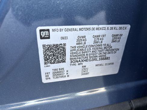 Used 2024 Chevrolet Equinox LS FWD image 34