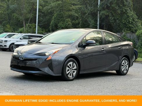 Used 2016 Toyota Prius Two FWD image 3