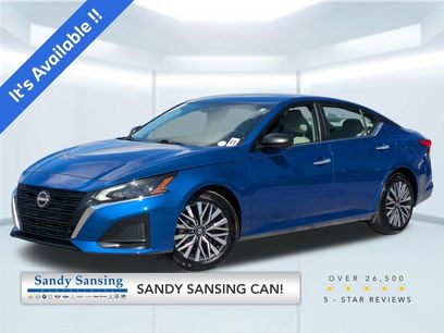 Used 2025 Nissan Altima 2.5 SV