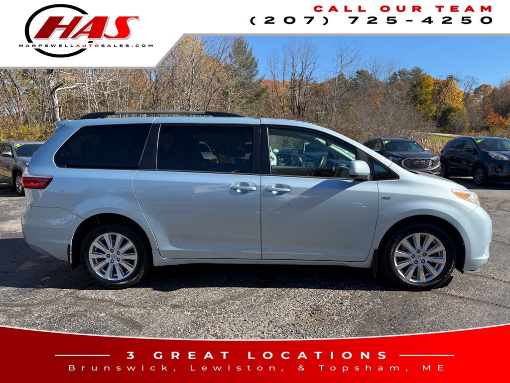 Used 2017 Toyota Sienna LE AWD/4WD image 7