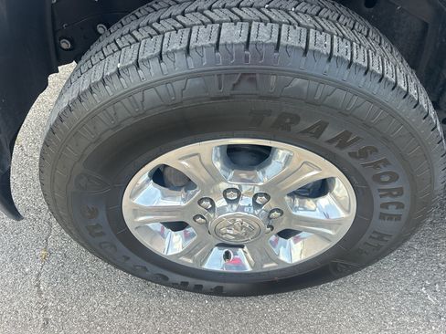 Certified 2026 RAM 2500 Big Horn AWD/4WD image 11