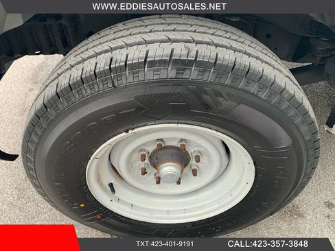 Used 2014 Ford E-350 and Econoline 350 Extended Super Duty w/ Insulation Package RWD image 30