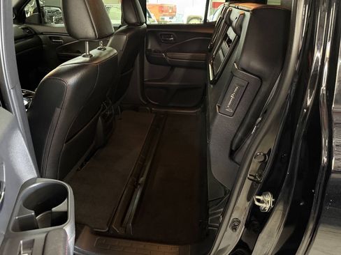 Used 2017 Honda Ridgeline Black Edition image 18