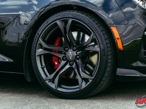 Used 2022 Chevrolet Camaro SS RWD image 41