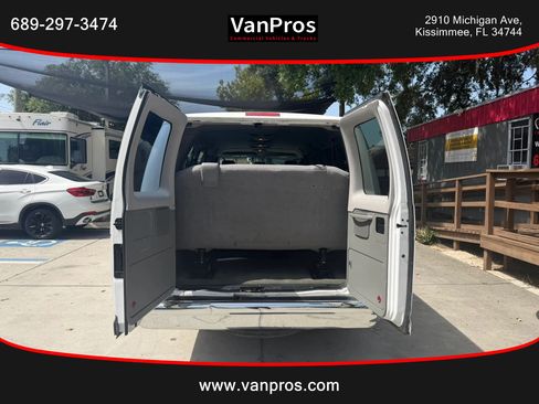 Used 2013 Ford E-350 and Econoline 350 XLT RWD image 12