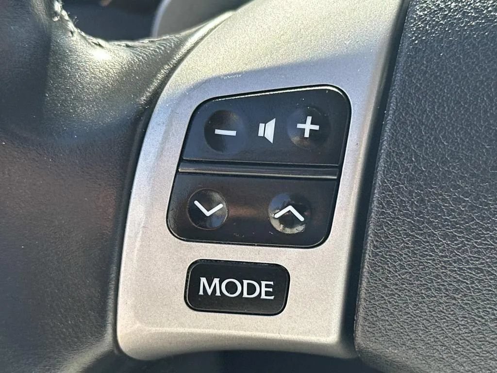 Used 2015 Lexus IS 250C w/ Luxury Package RWD image 23