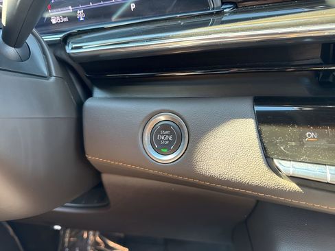 Used 2024 Cadillac Escalade ESV Sport w/ Touring Package image 26