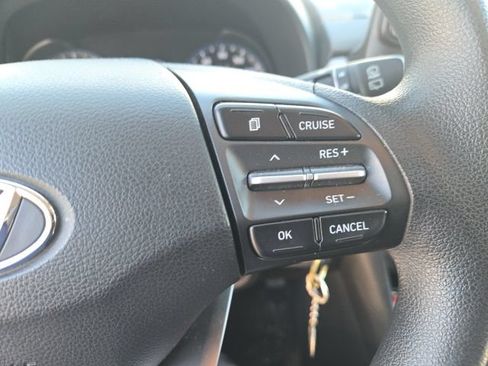 Used 2018 Hyundai Kona SE AWD/4WD image 4