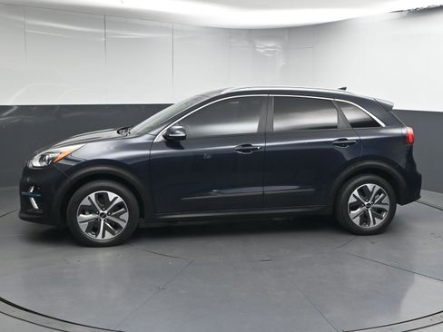 Used 2022 Kia Niro EX Premium image 5
