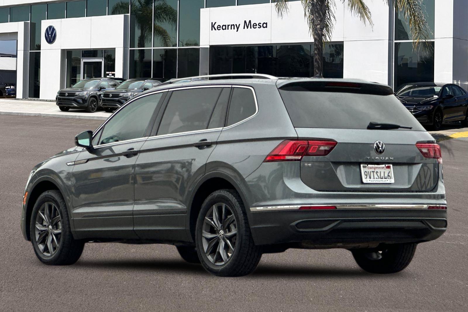 Used 2023 Volkswagen Tiguan SE FWD image 6