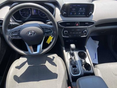 Used 2019 Hyundai Santa Fe SE FWD image 10