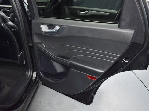 Used 2024 Ford Escape Platinum image 26