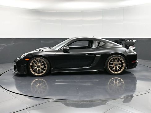 New 2025 Porsche 718 Cayman GT4 RS image 2