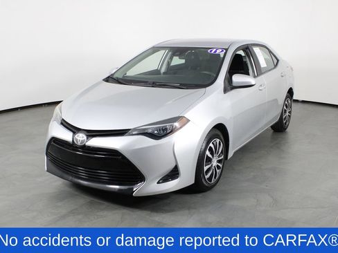 Used 2019 Toyota Corolla LE image 2