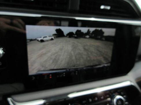 New 2026 GMC Sierra 1500 AT4 w/ AT4 Premium Package AWD/4WD image 24