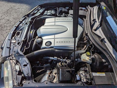 Used 2005 Chrysler Crossfire Limited RWD image 44