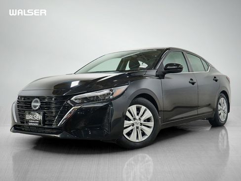 Used 2025 Nissan Sentra S FWD image 1