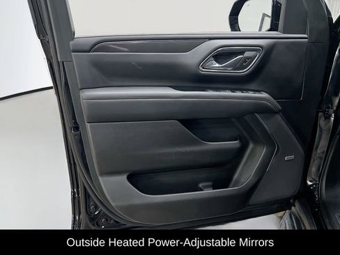 Used 2023 GMC Yukon XL AT4 image 16