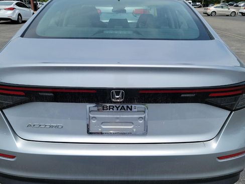 Used 2023 Honda Accord LX image 6