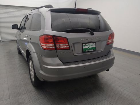 Used 2020 Dodge Journey SE image 6