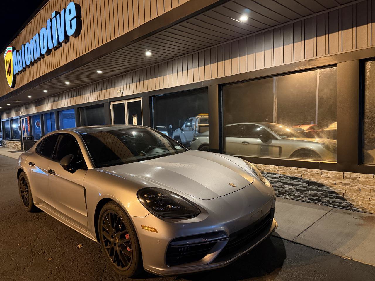 Used 2018 Porsche Panamera Turbo AWD/4WD image 30
