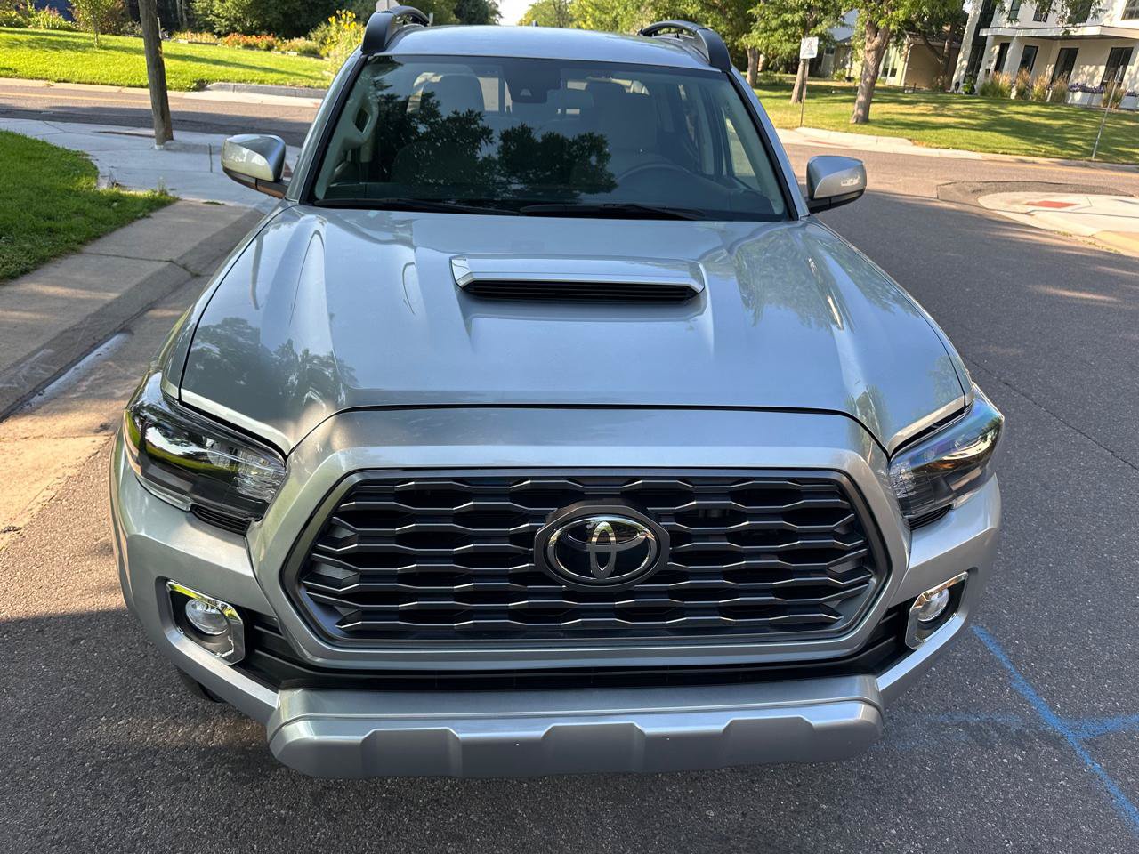 Used 2022 Toyota Tacoma SR AWD/4WD image 9