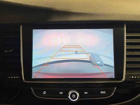 Used 2017 Buick Encore Preferred image 4