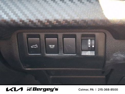 Used 2023 Subaru Ascent Premium w/ Convenience Package image 25