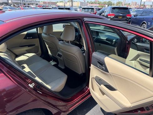 Used 2014 Honda Accord EX-L image 9
