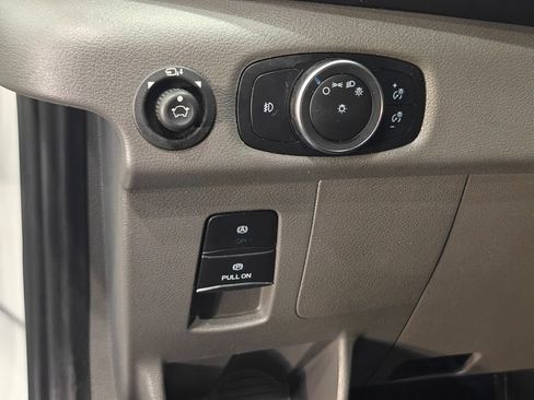 Used 2024 Ford Transit 350 XLT RWD image 46