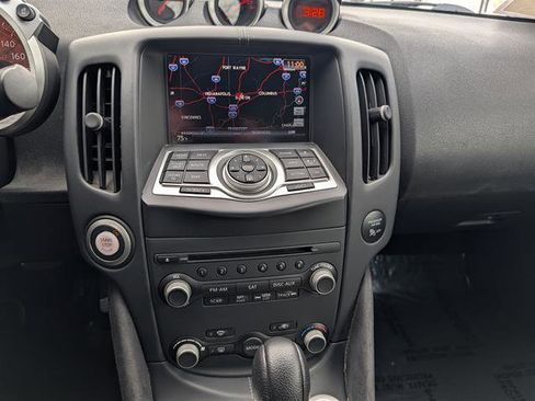 Used 2010 Nissan 370Z Touring w/ Sport Pkg image 14