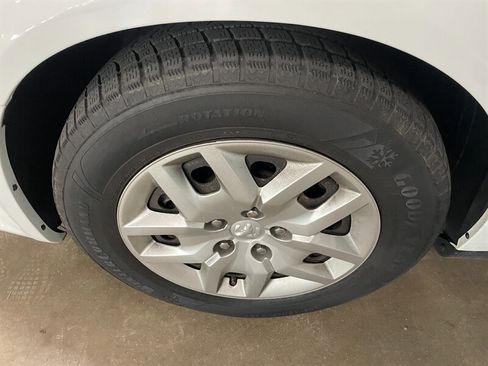 Used 2015 RAM C/V Tradesman FWD image 21