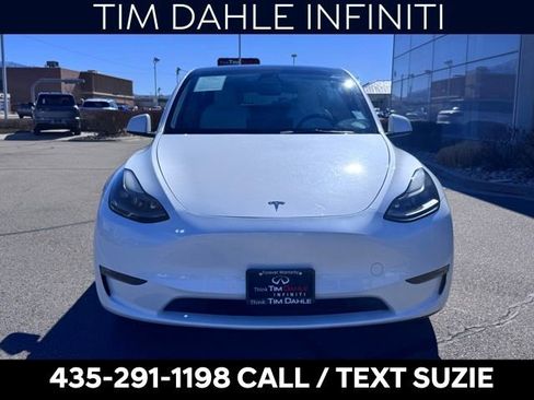 Used 2023 Tesla Model Y Long Range image 4