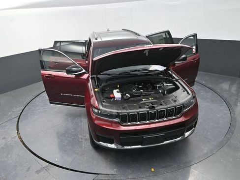 New 2025 Jeep Grand Cherokee L Limited image 28