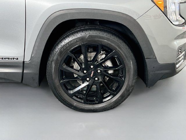 Used 2023 GMC Terrain SLE w/ Driver Convenience Package FWD image 38