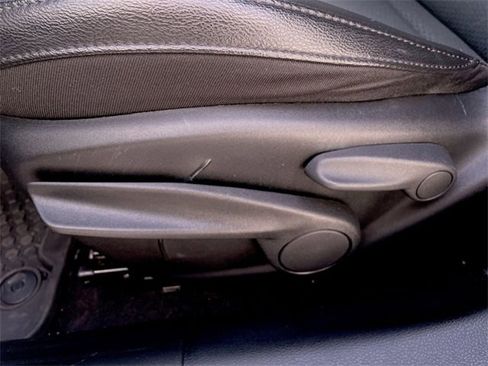 Used 2024 Jeep Compass Trailhawk image 12