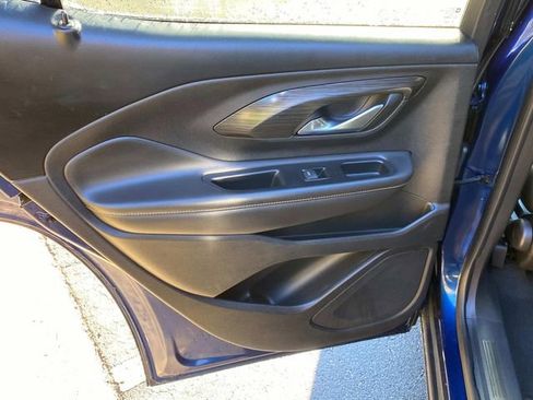 Used 2022 GMC Terrain SLE image 10