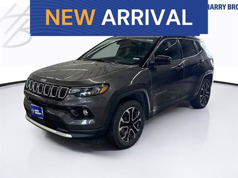 Used 2023 Jeep Compass Limited AWD/4WD image 1