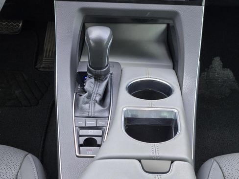 Used 2019 Toyota Avalon Limited w/ Advanced Safety Package FWD image 15