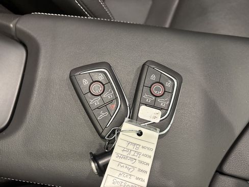 Used 2024 Chevrolet Corvette Stingray Convertible w/ Z51 Performance Package image 36