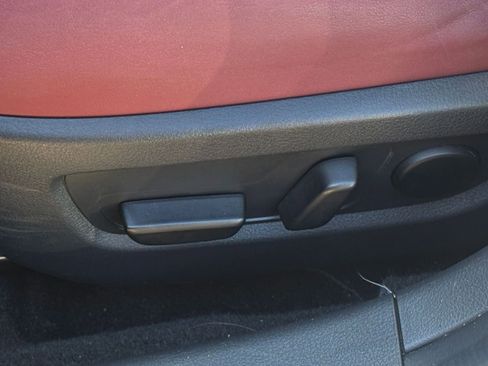 Used 2025 MAZDA CX-30 AWD 2.5 S w/ Preferred Package image 23