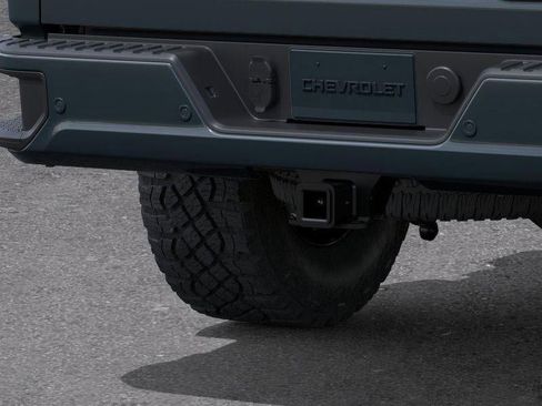 New 2025 Chevrolet Silverado 2500 ZR2 w/ Technology Package AWD/4WD image 14