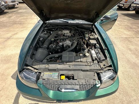 Used 2003 Ford Mustang GT RWD image 88