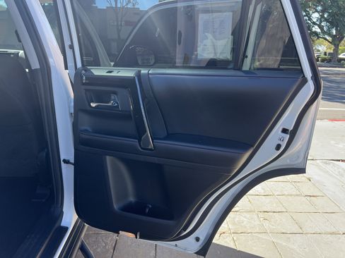 Used 2016 Toyota 4Runner Trail image 23