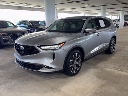 Used 2023 Acura MDX SH-AWD w/ Technology Package image 4