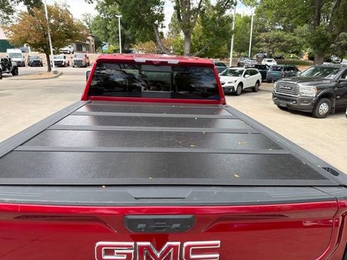 Used 2024 GMC Sierra 2500 AT4 w/ Technology Package AWD/4WD image 6