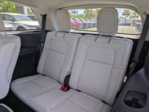 New 2026 Lincoln Aviator Reserve RWD image 14